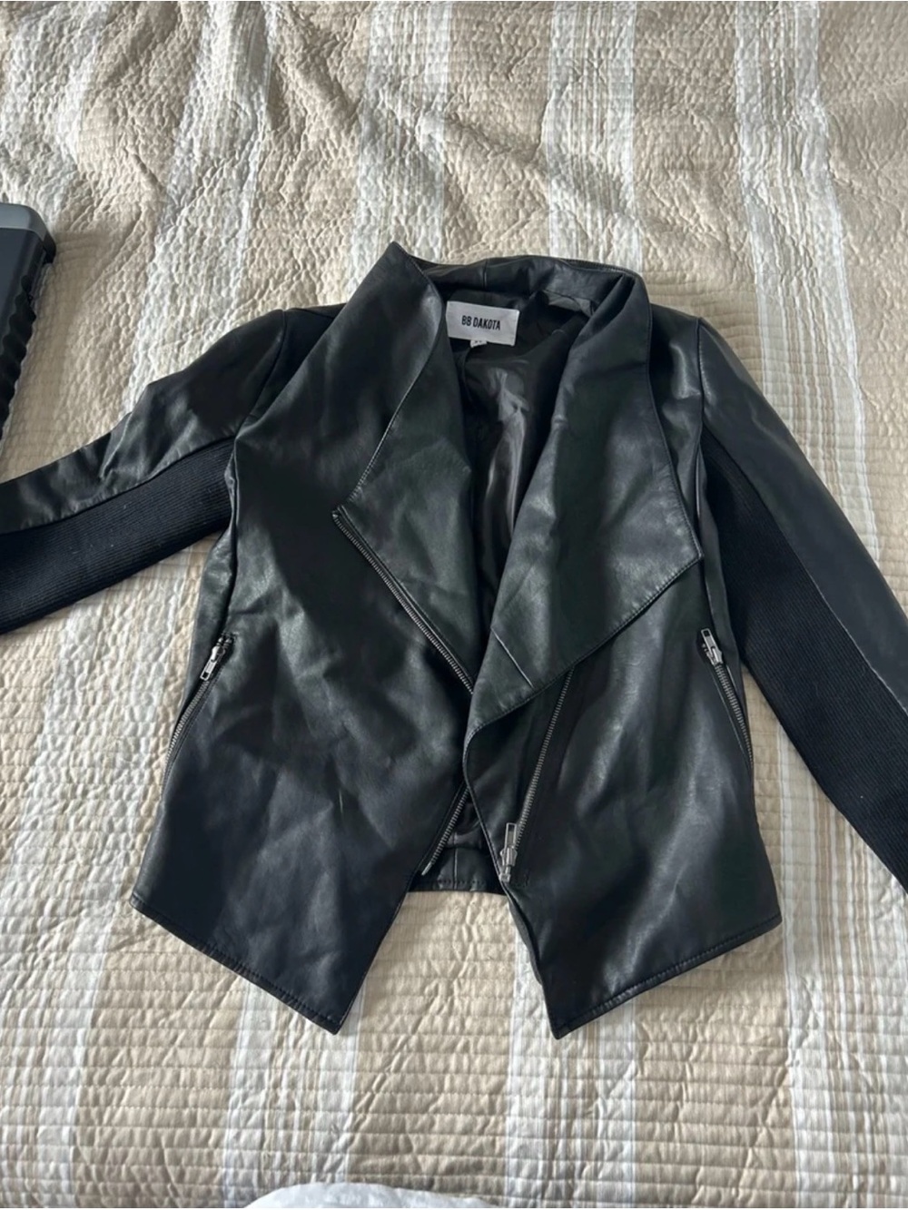 Women’s BB Dakota zip up jacket